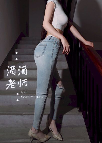 鱼跃在花见